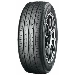 215/55 R17 Yokohama Bluearth ES32 94V